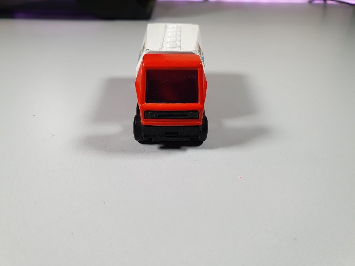 Gas Tanker Chevron Matchbox 1/80 - RikiToys - Matchbox#