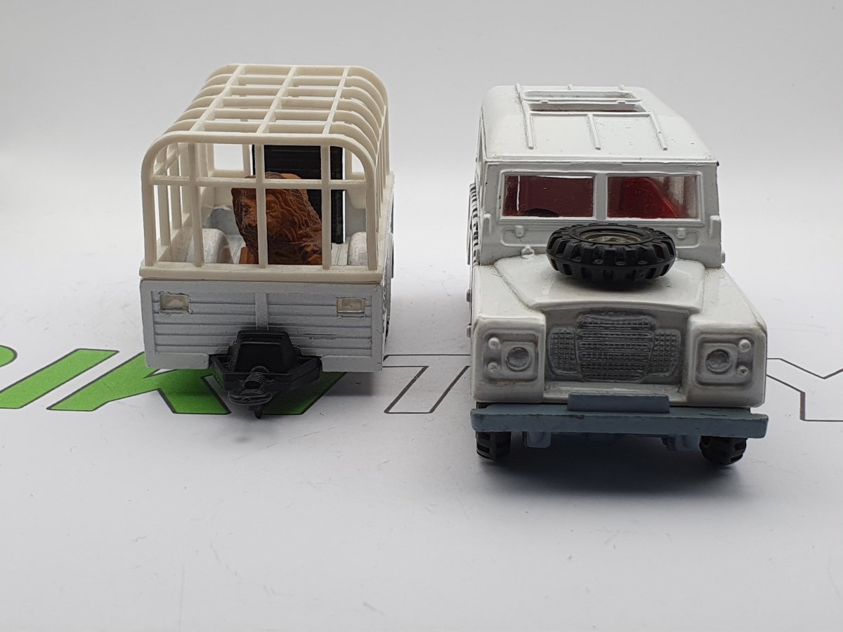 Land Rover 109 Gamepark + Rimorchio Zebrato Corgi Toys 1/38 - RikiToys - Corgi Toys#