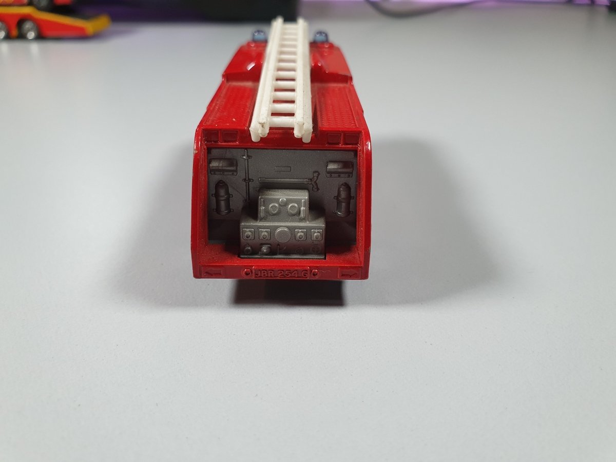 Merryweather Fire Engine Matchbox Lesney 1/66 - RikiToys - Matchbox Lesney#