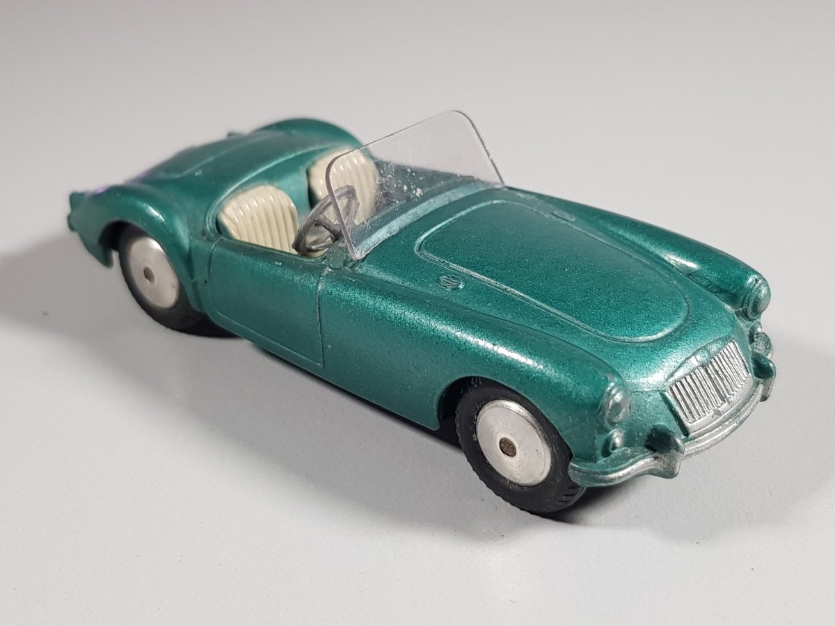 MG-A Corgi Toys 1/43 - RikiToys - Corgi Toys#