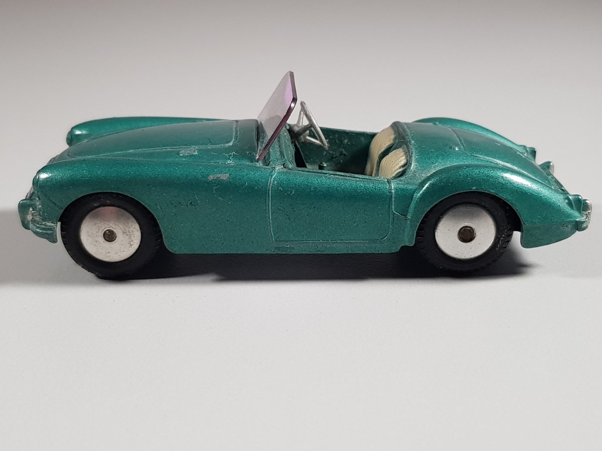 MG-A Corgi Toys 1/43 - RikiToys - Corgi Toys#