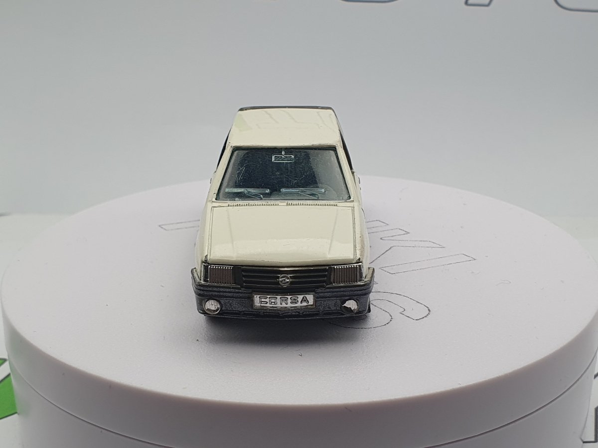 Opel Corsa SR 1°Serie GSI Gama 1/43 - RikiToys - Gama#