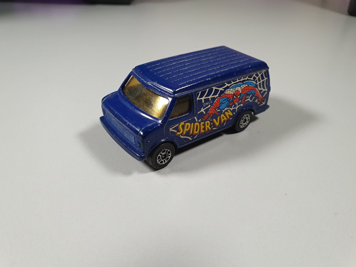 Spiderman Van Corgi Juniors 1/64 - RikiToys - Corgi Juniors#