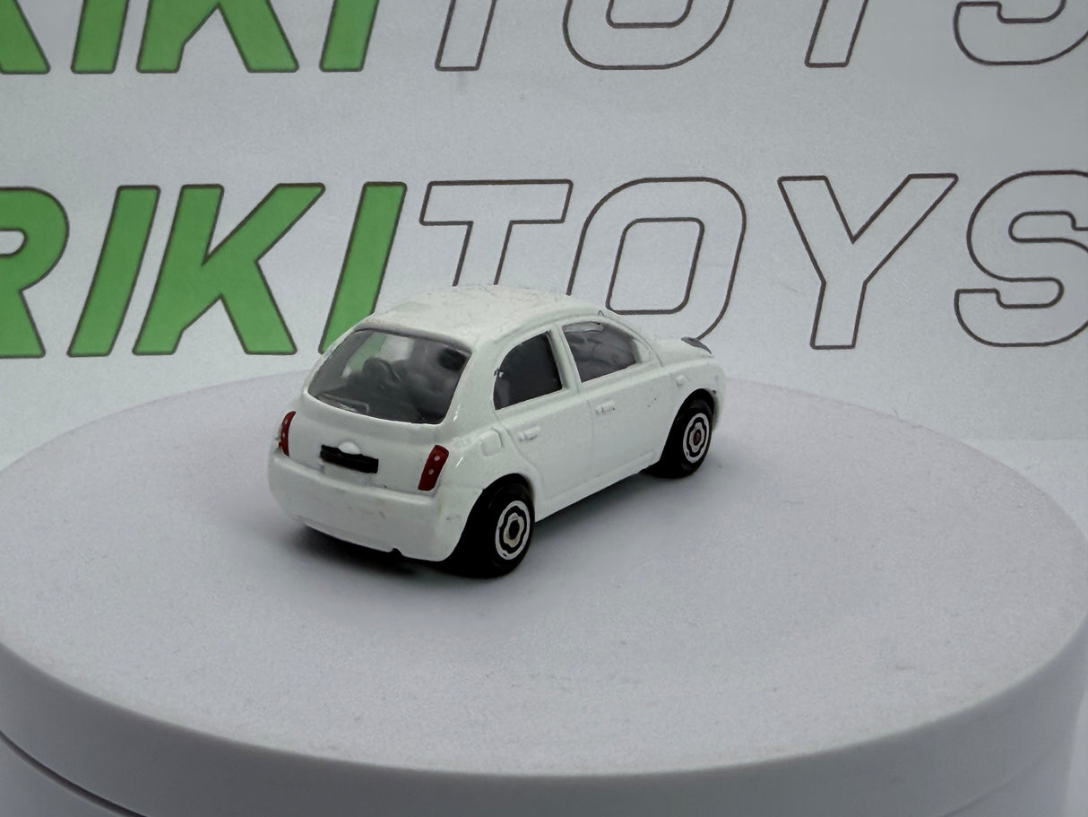 Nissan Micra 2a serie Majorette 1/57 Bianco