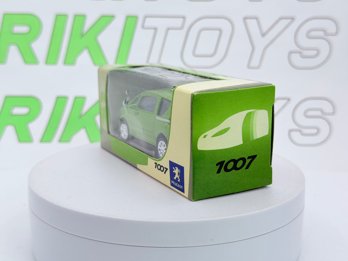 Peugeot 1007 Nover 1/60 Verde