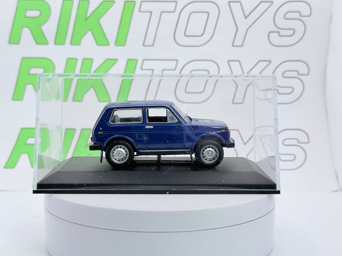 Lada Niva Edicola 1/43 Blu  1978
