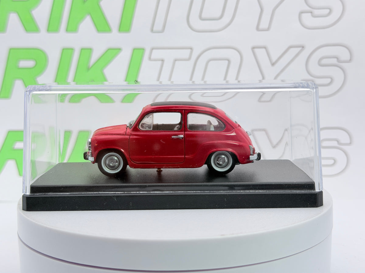 Fiat 600 E  Detail Cars 1/43 Rosso 1965