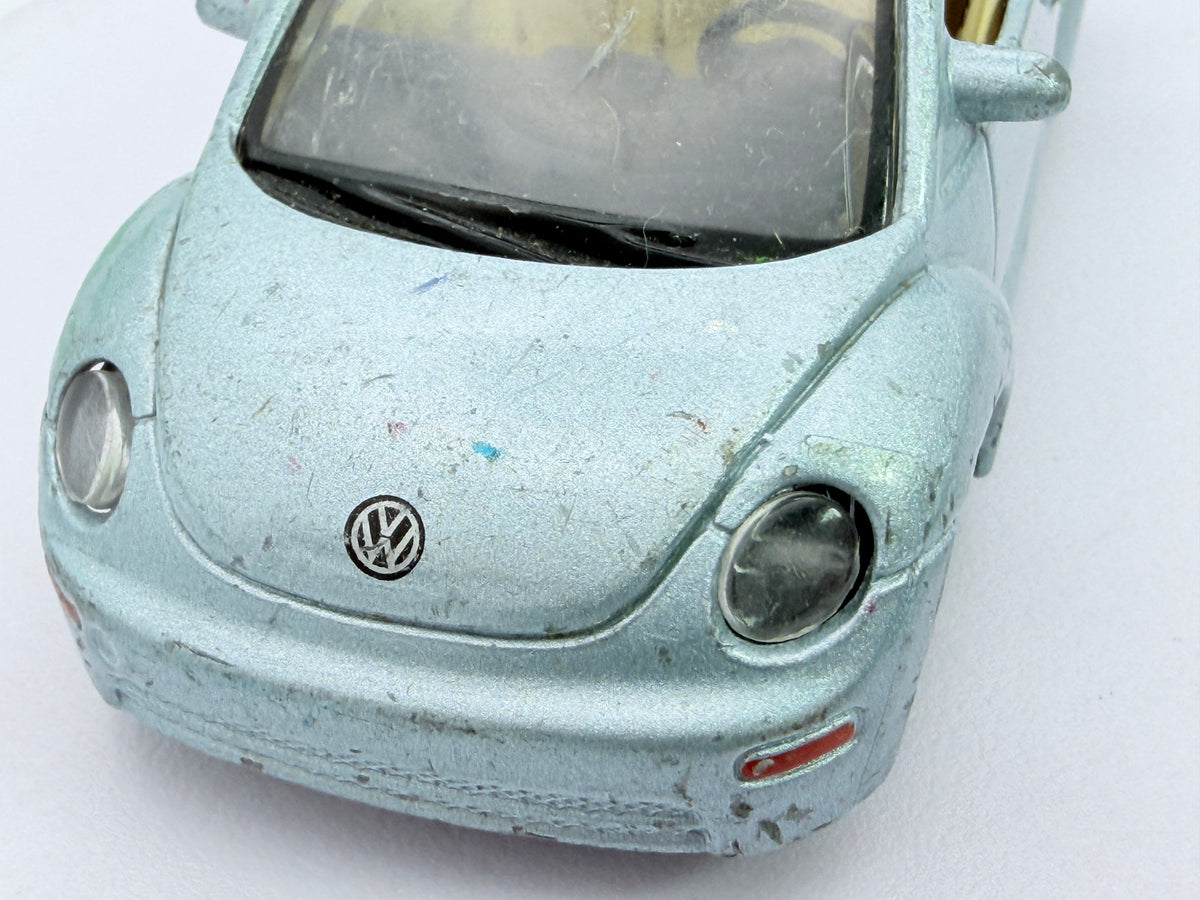 Volkswagen New Beetle Cabrio Maisto 1/43 Azzurro metallizzato