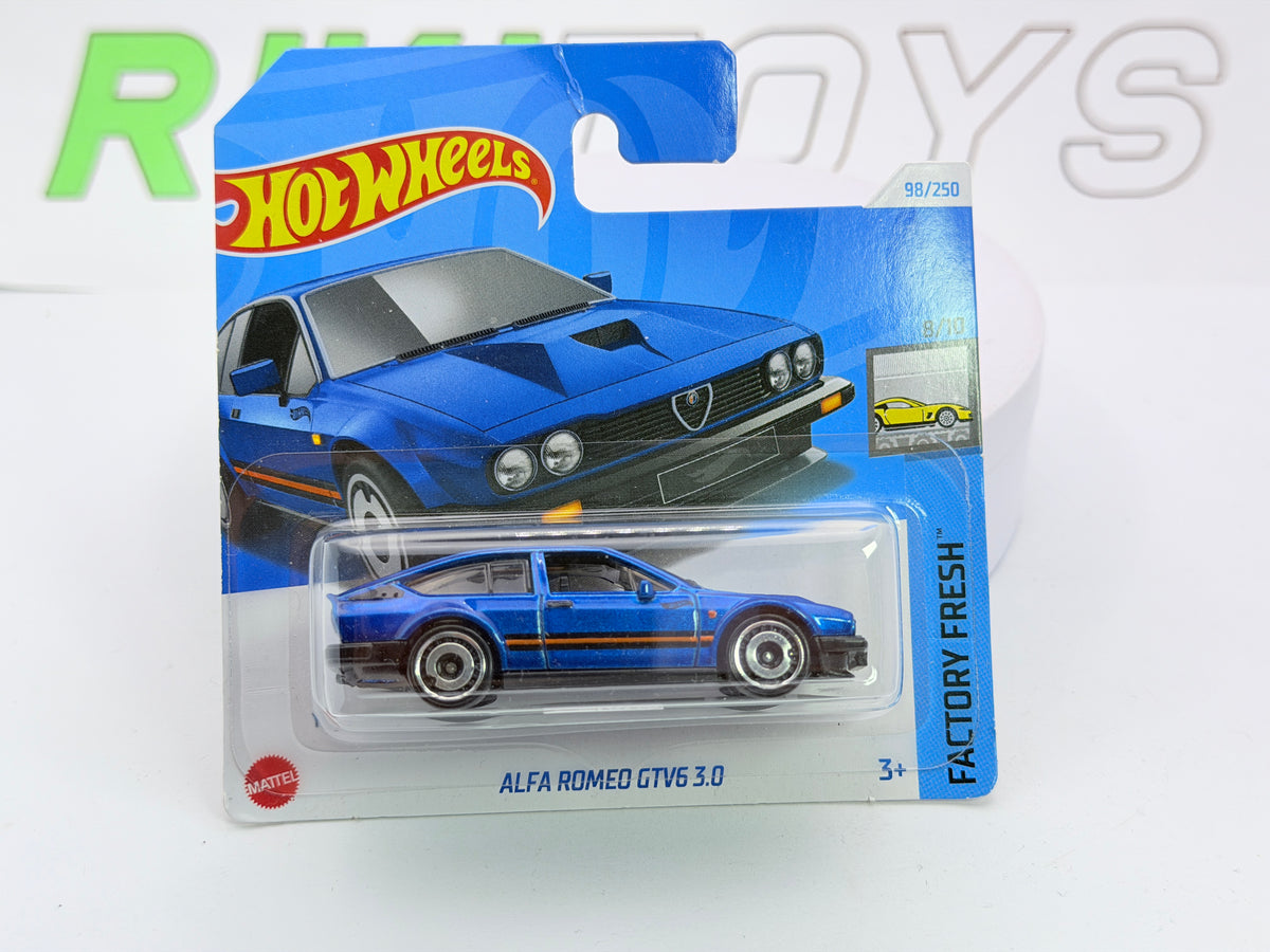 Alfa Romeo Alfetta GTV 6 3000 Hot Wheels 1/60 Blu metallizzato 1983