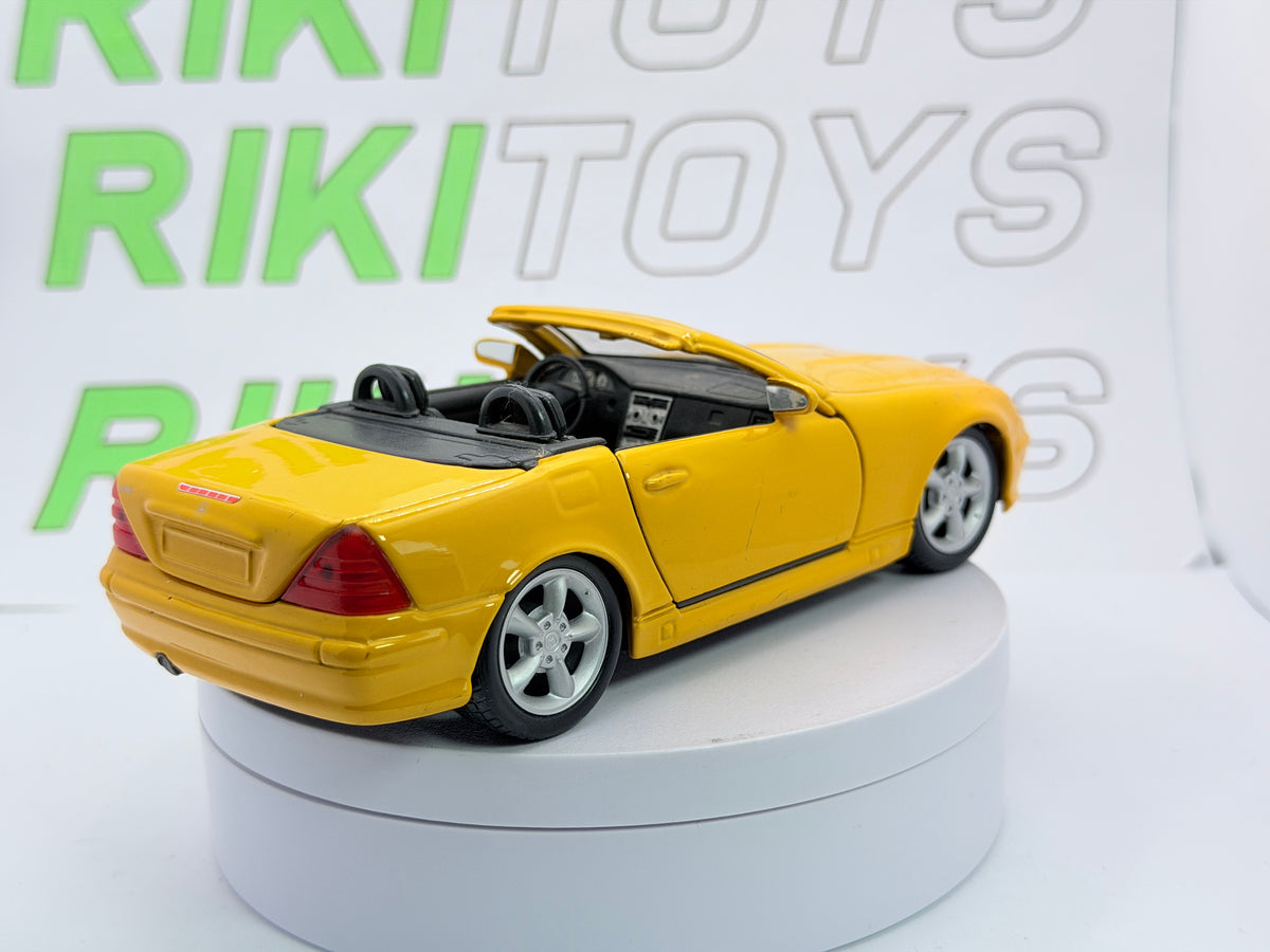 Mercedes Benz 200 SLK R 170 Maisto 1/24 Giallo 1988