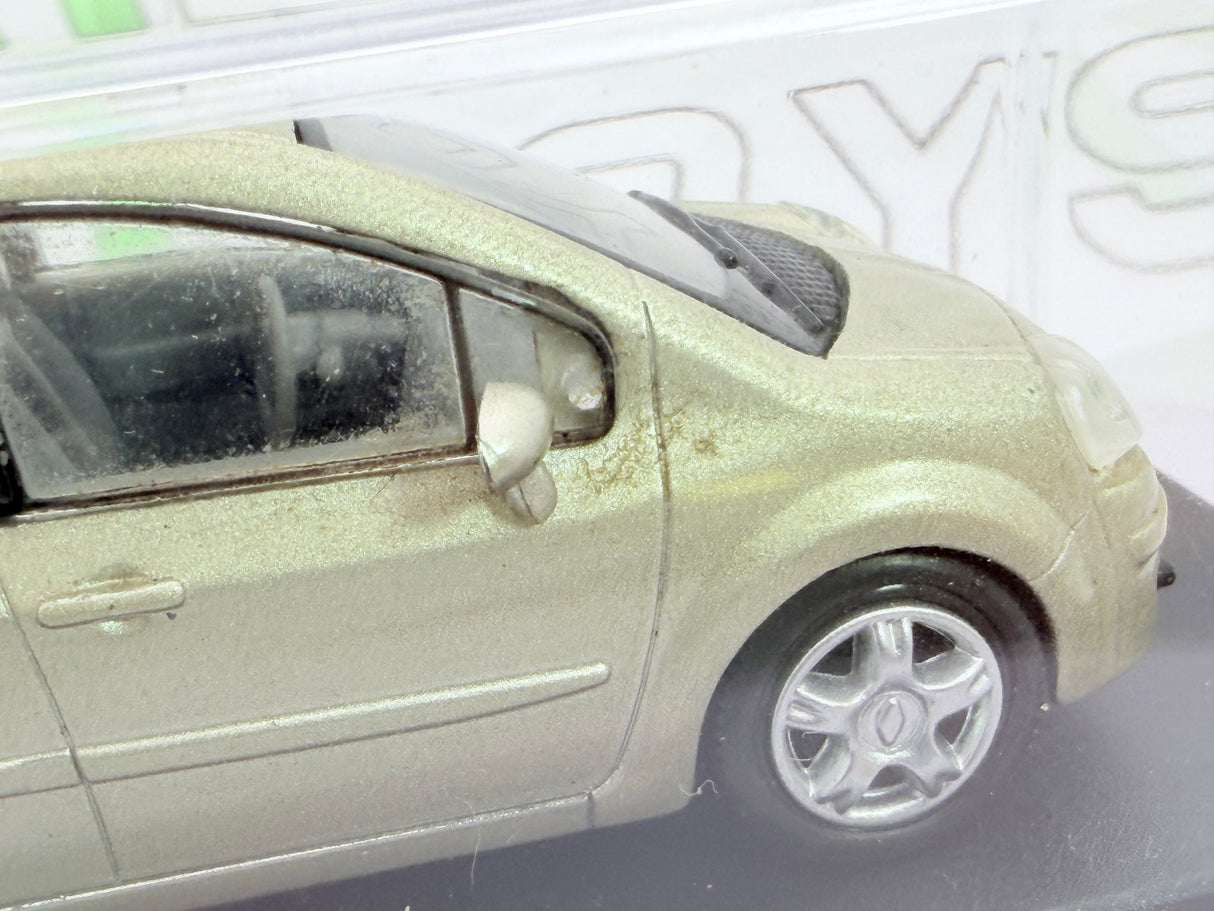 Renault Robus New Ray 1/43 Oro