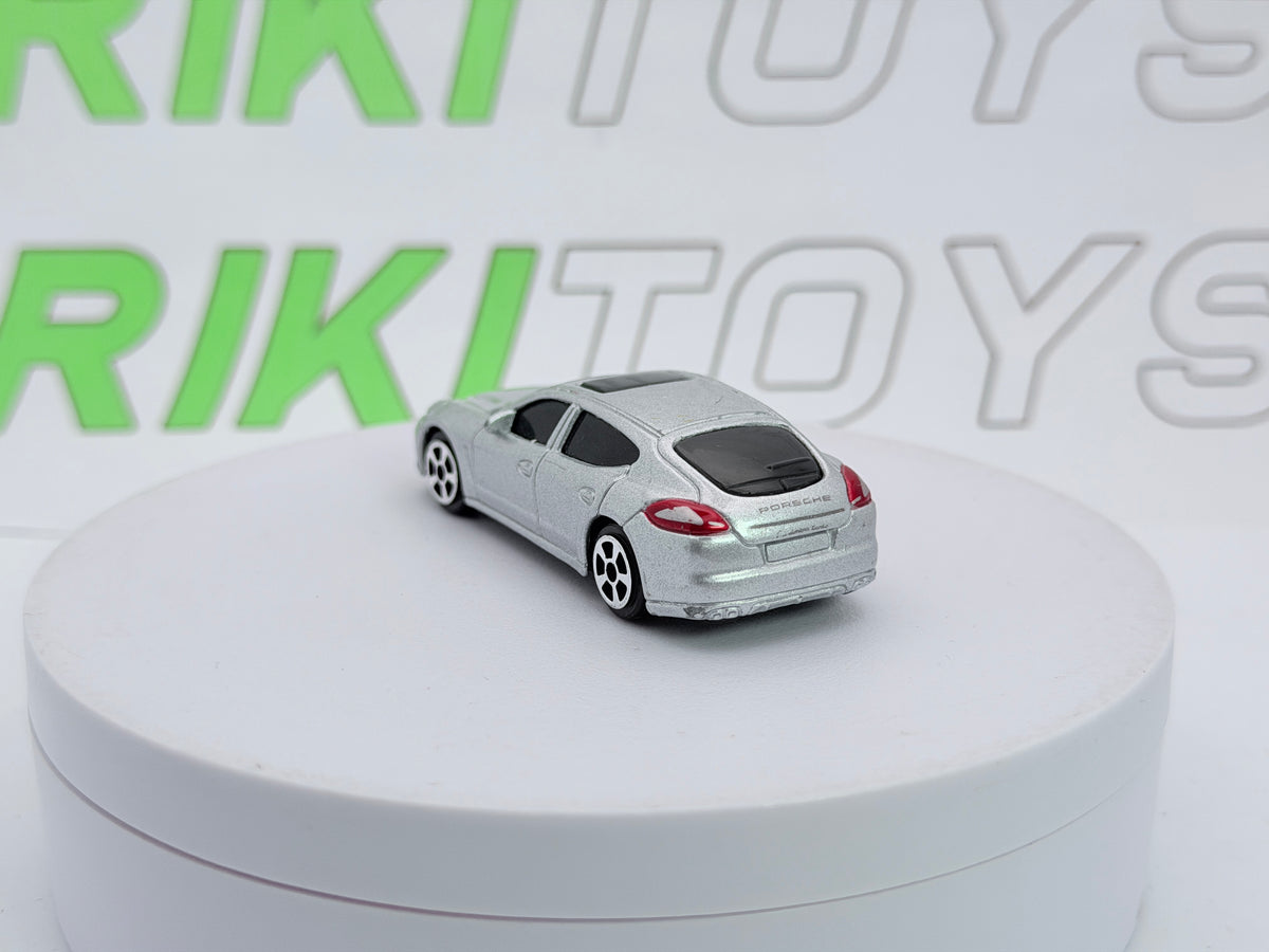 Porsche Panamera Turbo Maisto  Argento