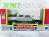 Chevrolet Avalanche New Ray 1/32 Argento