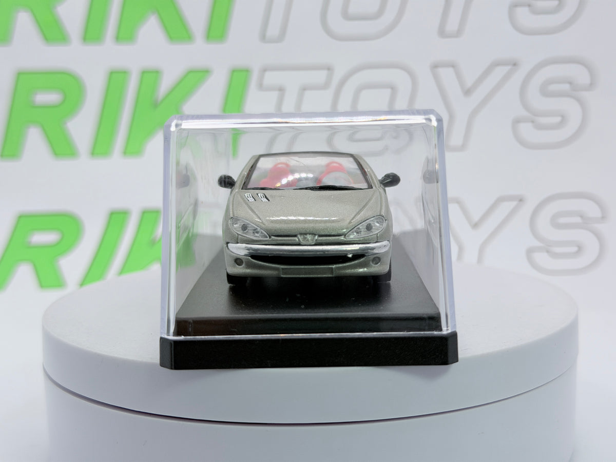 Peugeot 406 Coupé Solido 1/43 Argento