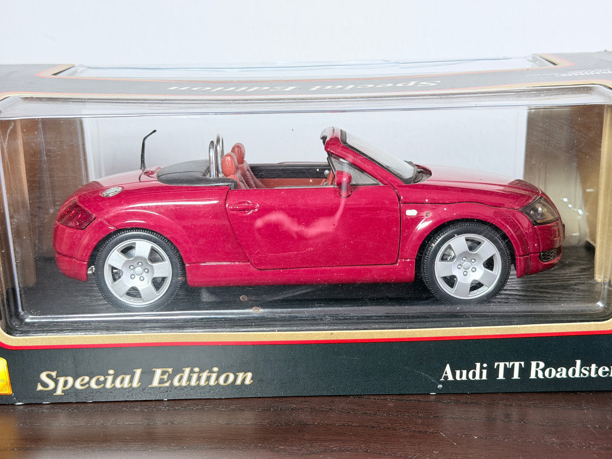 Audi TT Cabrio MK 1 Maisto 1/18 Rosso 1999