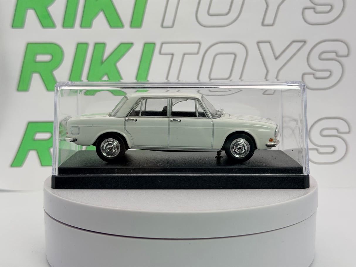 Lancia Flavia berlina 2a serie Norev 1/43 Bianco 1967