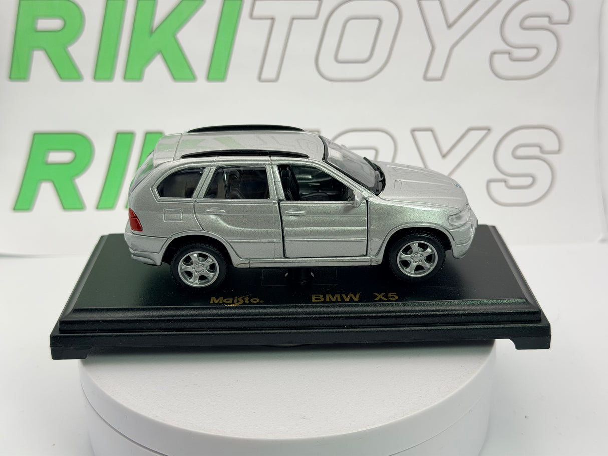 BMW X5 Maisto 1/38 Argento 1999