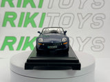 BMW Z8 Maisto 1/38 Blu scuro 2000