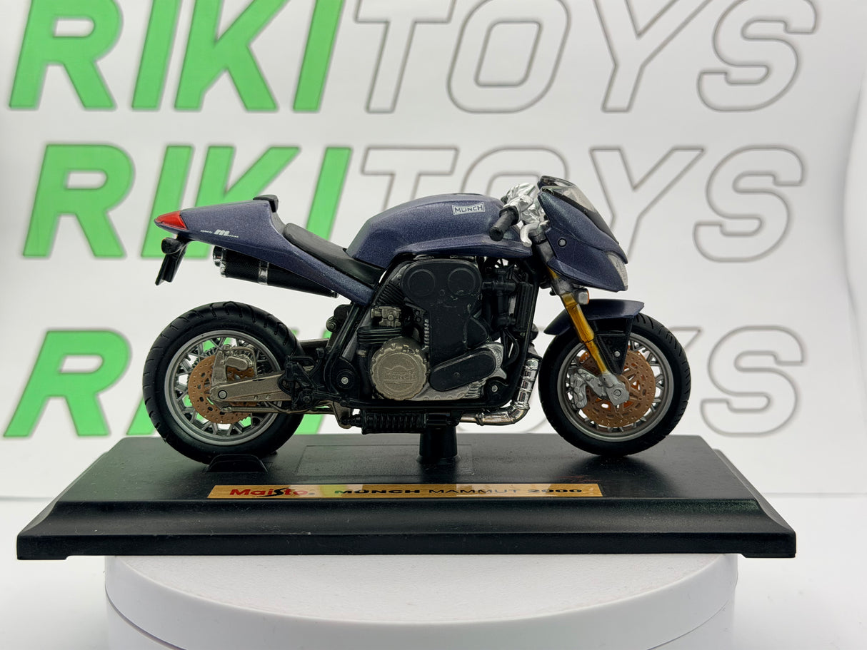 Munch Mammut 2000 Maisto 1/18 Grigio