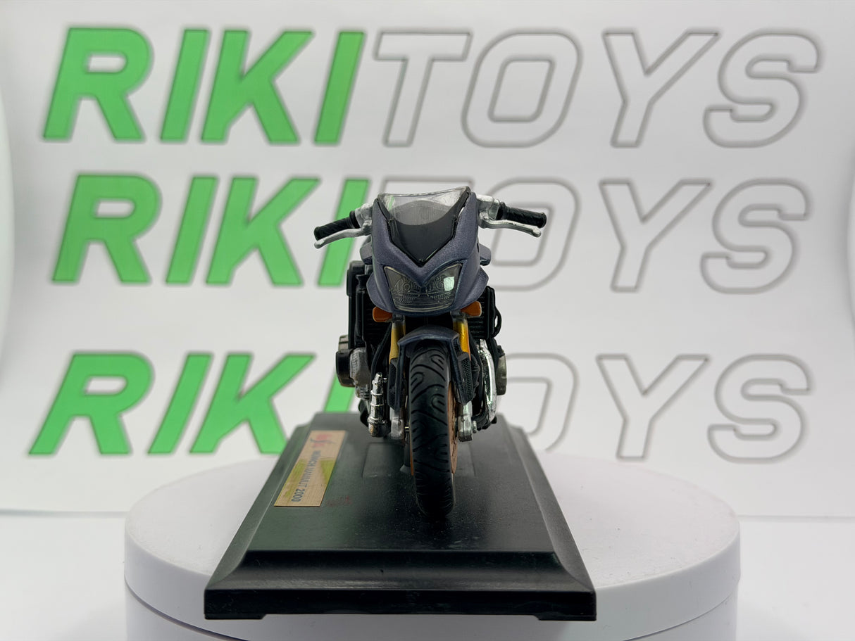 Munch Mammut 2000 Maisto 1/18 Grigio