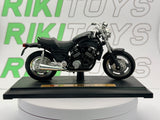 Yamaha V-max Maisto 1/18 Nero