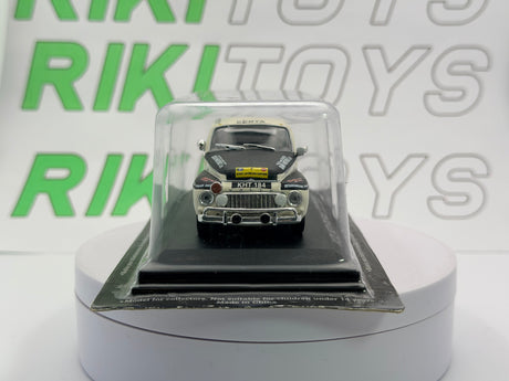 Volvo PV 544 Edicola 1/43 Bianco 1965