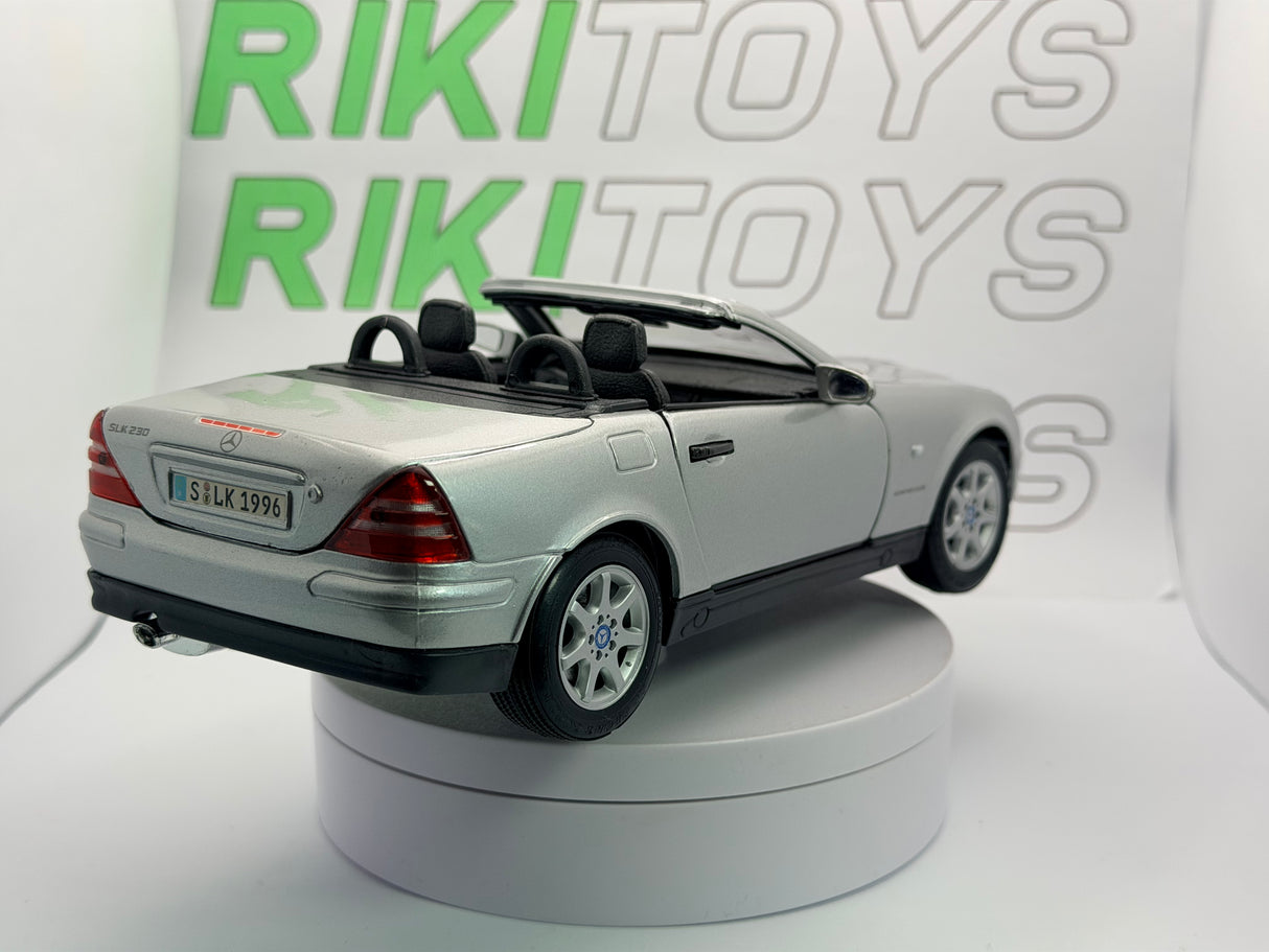 Mercedes Benz SLK 230 K Maisto 1/18 Argento 1996