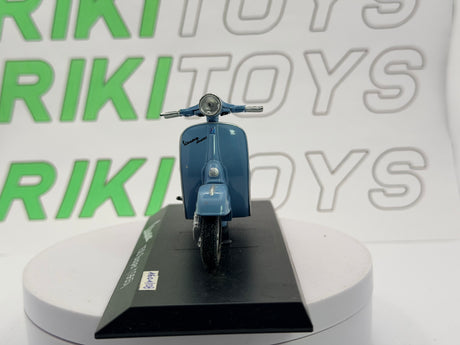 Piaggio Vespa 150 Super Maisto 1/24 Azzurro 1965