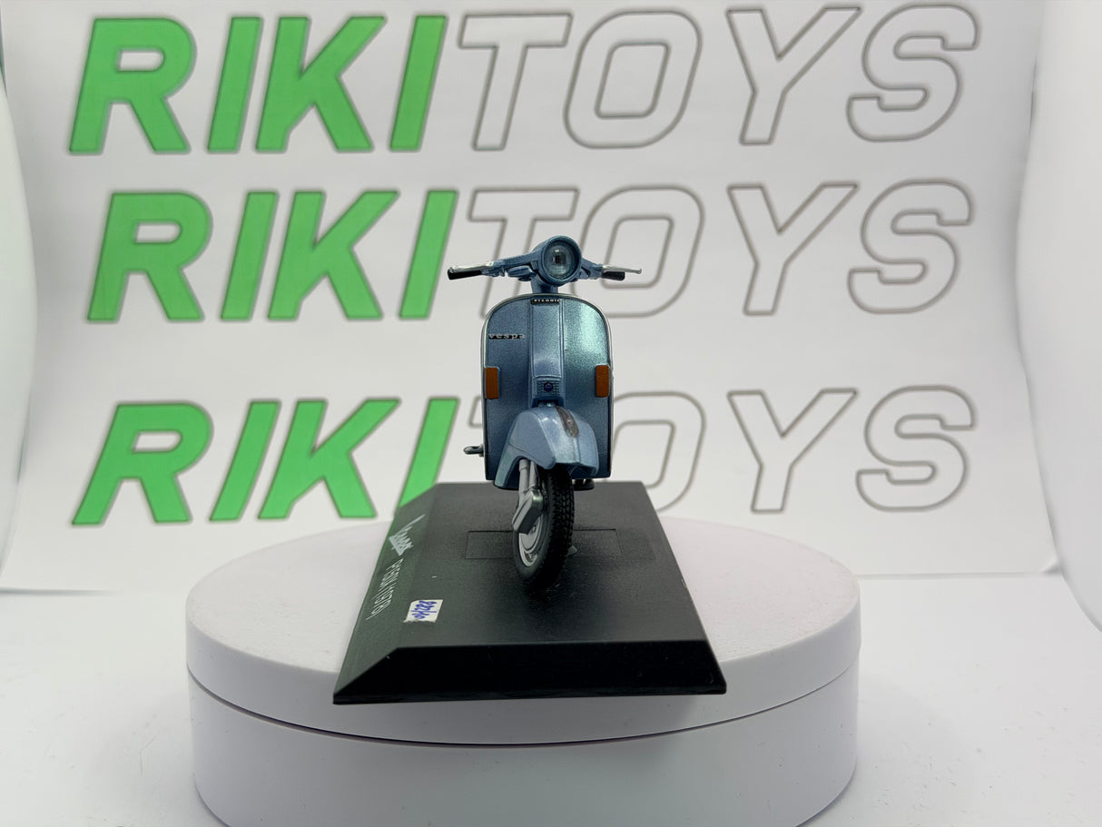 Piaggio Vespa 150 PX Maisto 1/24 Azzurro metallizzato 1978