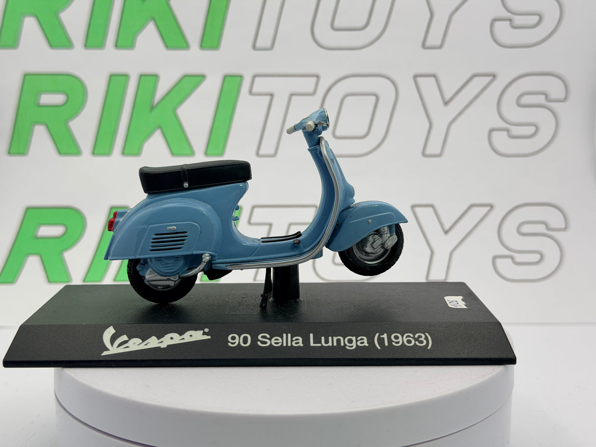 Piaggio Vespa 90 Maisto 1/24 Azzurro 1963