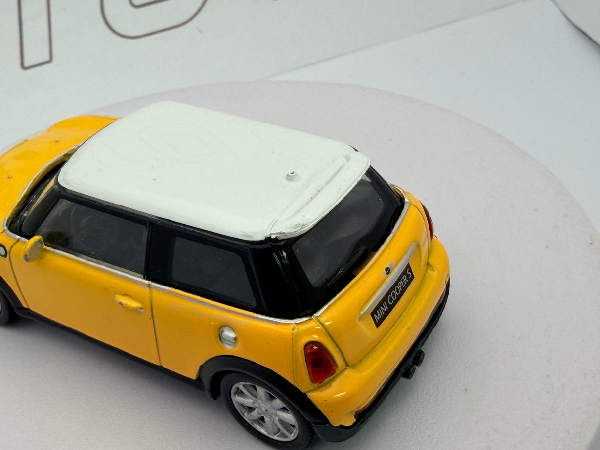 Mini Cooper S Welly 1/43 Giallo 2001