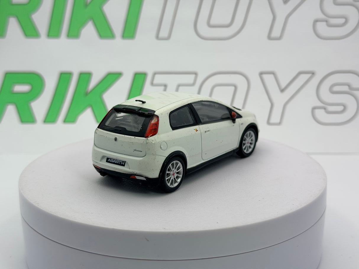 Fiat-Abarth Grande Punto Motorama 1/43 Bianco 2008
