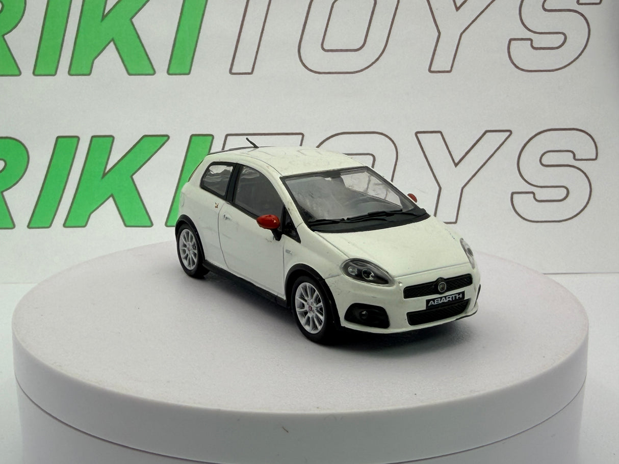 Fiat-Abatrh Grande Punto Motorama 1/43 Bianco 2008