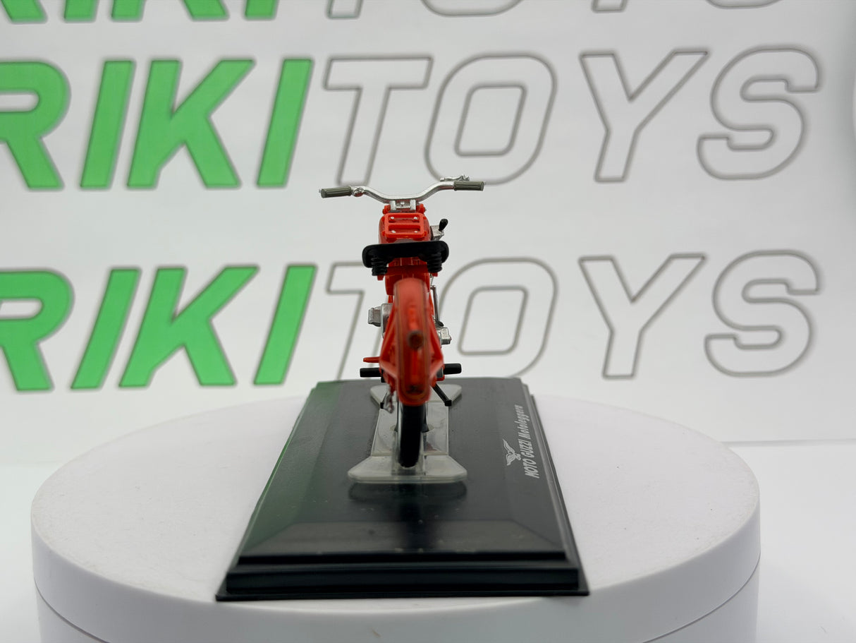 Moto Guzzi Motoleggera Starline 1/24 Rosso