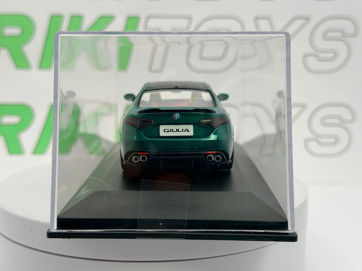 Alfa Romeo Giulia Quadrifoglio Solido 1/43 Verde 2020