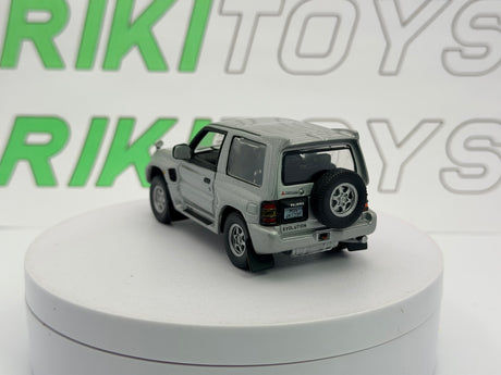 Mitsubishi Pajero Evolution Cararama 1/43 Argento