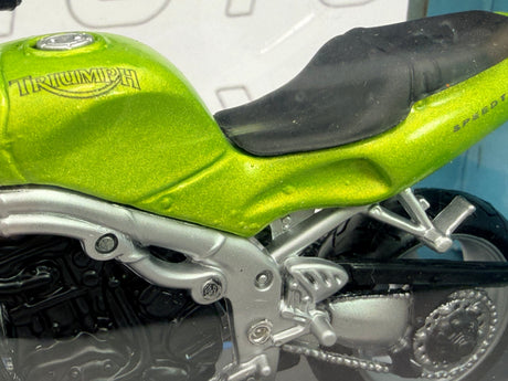 Triumph Speed Triple Maisto 1/18 Verde metallizzato