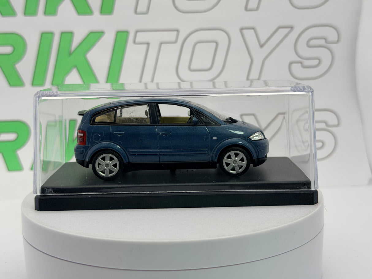 Audi A2 Minichamps 1/43 Blu metallizzato 1992