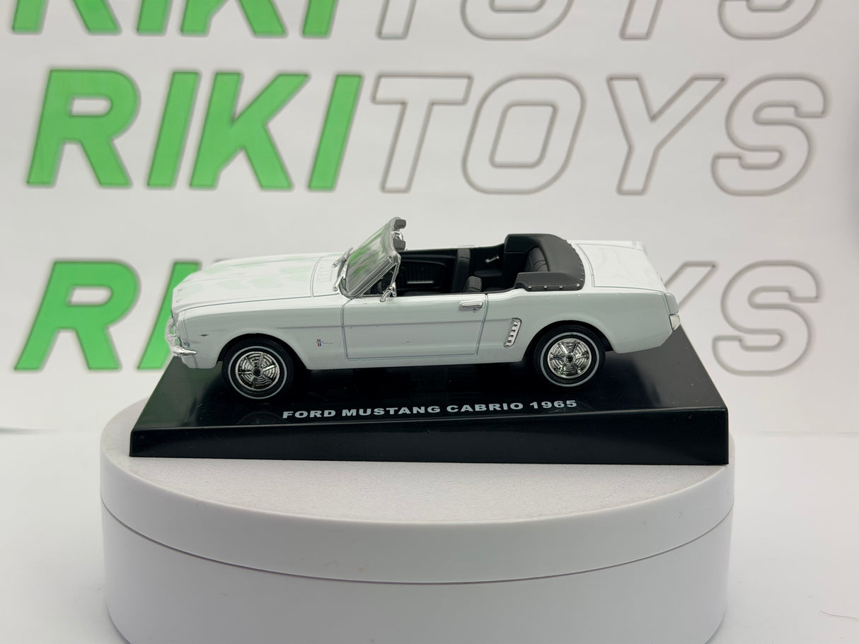 Ford Mustang Cabrio Edicola 1/43 Bianco 1965