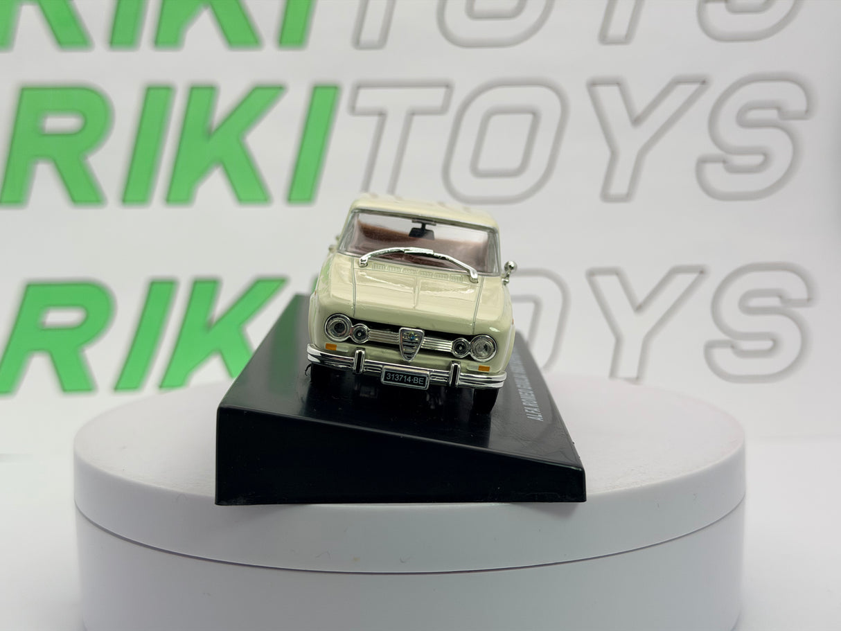 Alfa Romeo Giulia Super 1600 Edicola 1/43 Bianco scuro 1970