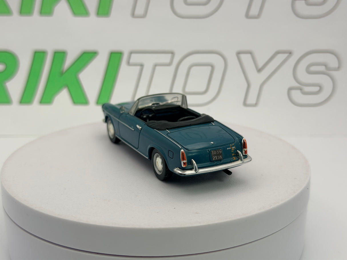 Fiat 1500 Cabrio Norev 1/43 Blu 1964