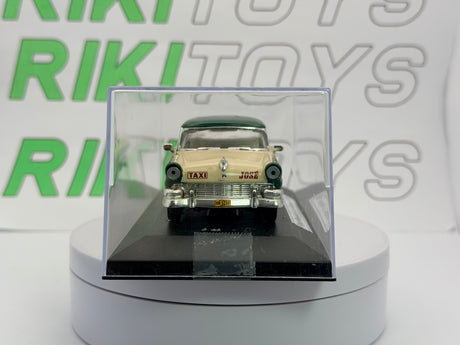 Ford Fairlane Edicola 1/43 Verde 1956