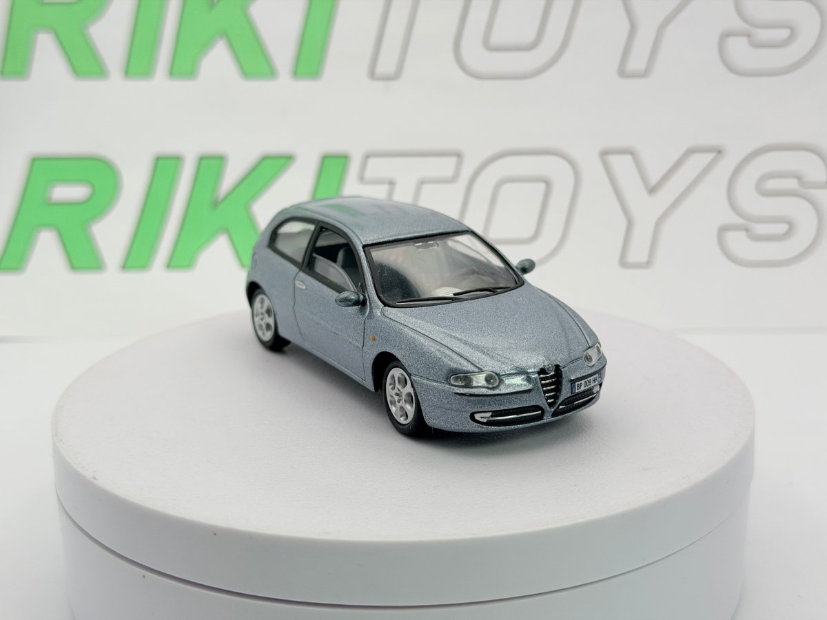 Alfa Romeo 147 Solido 1/43 Grigio metallizzato 2001 - RikiToys - Solido