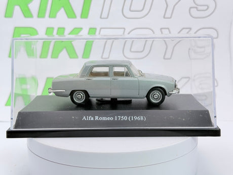 Alfa Romeo 1750 Berlina Starline 1/43 Azzurro 1968 - RikiToys - Starline
