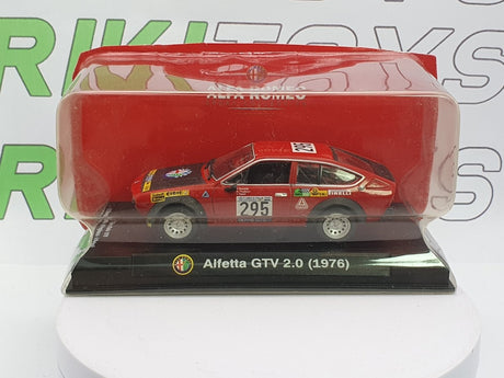 Alfa Romeo Alfetta GTV MetroMo 1/43 Rosso 1976 - RikiToys - MetroMo