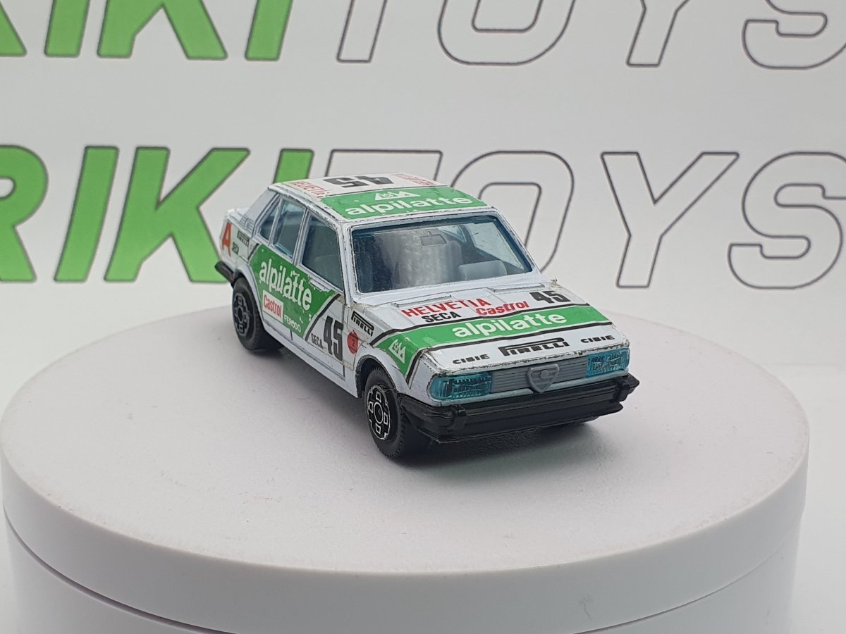 Alfa Romeo Giulietta Burago 1/43 Bianco 1977 - RikiToys - Burago