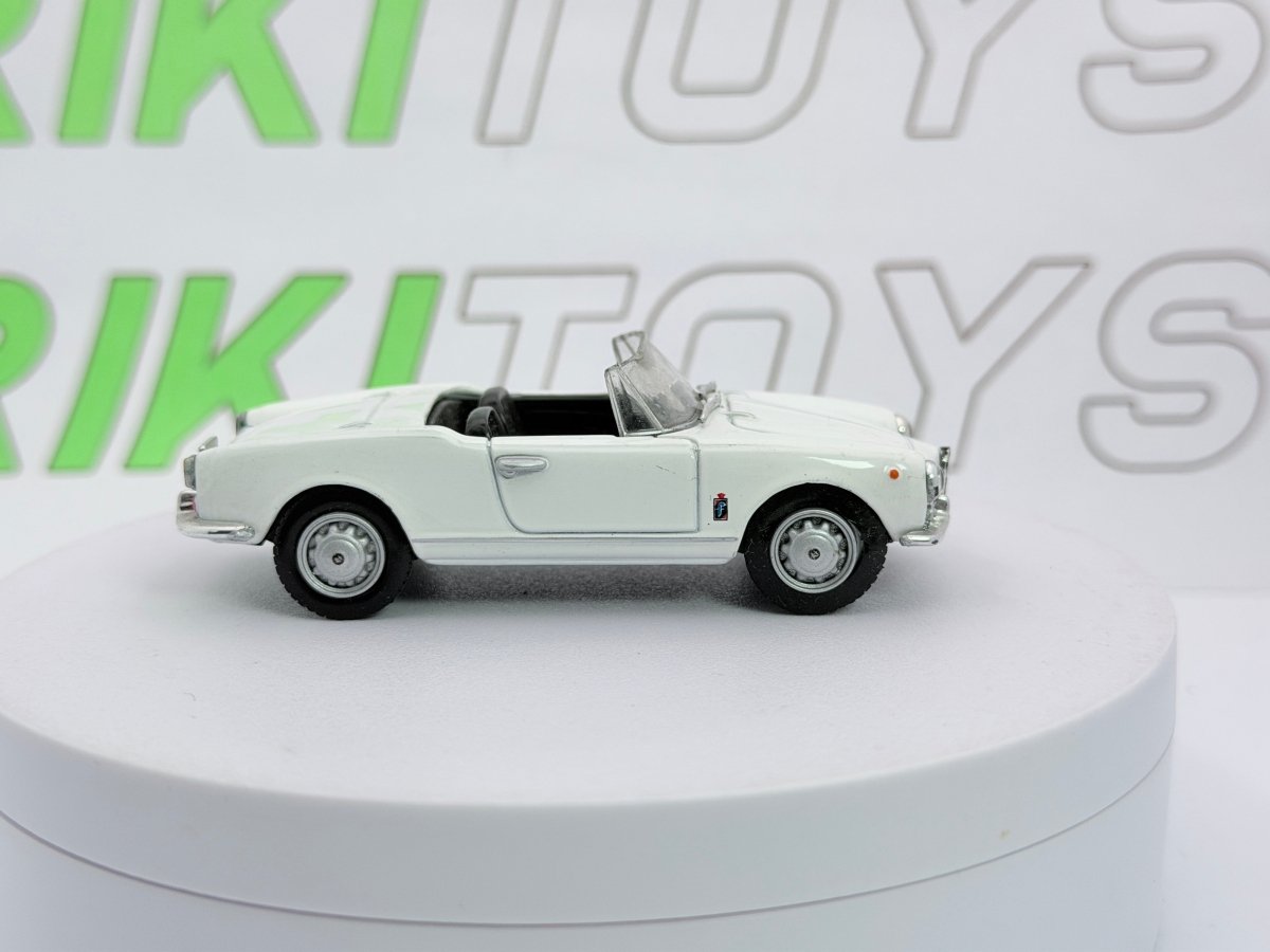 Alfa Romeo Giulietta Spider Edicola 1/43 Bianco 1958 - RikiToys - Edicola