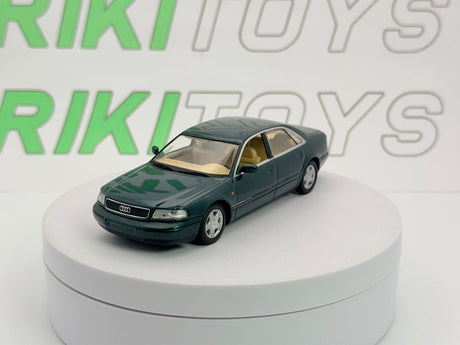 Audi A8 Minichamps 1/43 Verde 1994 - RikiToys - Minichamps