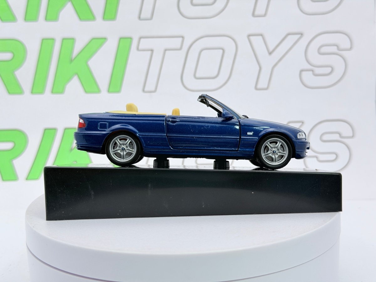 BMW 330 C i Cabrio E 46 Edicola 1/43 Blu metallizzato - RikiToys - Edicola