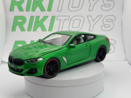 BMW M 840i G15 1/24 Verde metallizzato 2018 - RikiToys - RikiToys